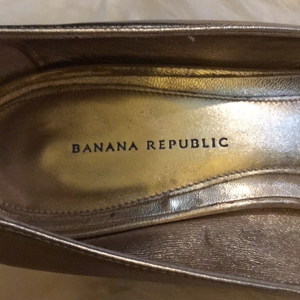 Gold Banana Republic Heels - Picture 6 of 6
